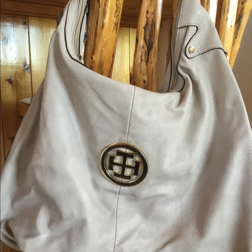 Tori Burch Hobo